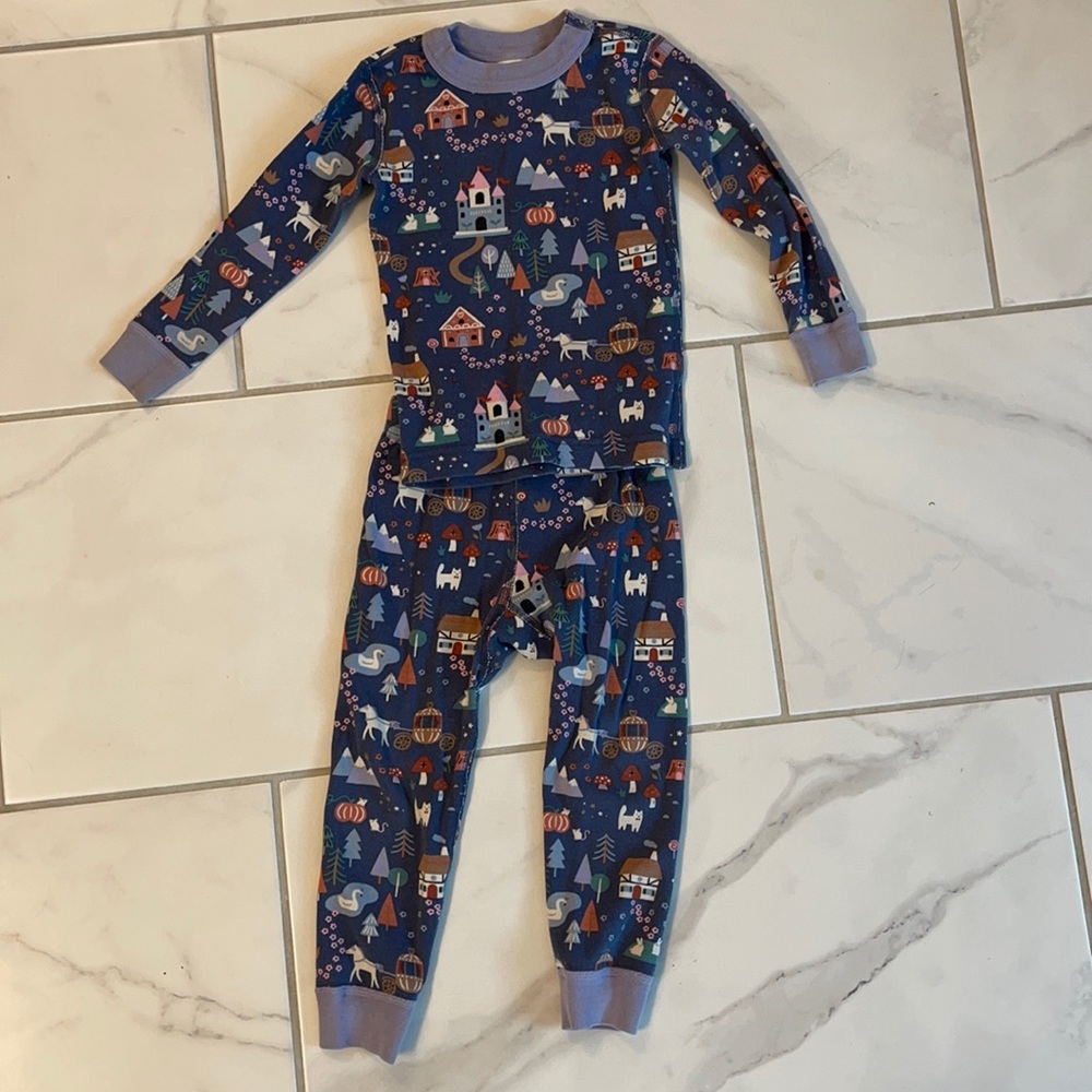Hanna Andersson girls pajamas